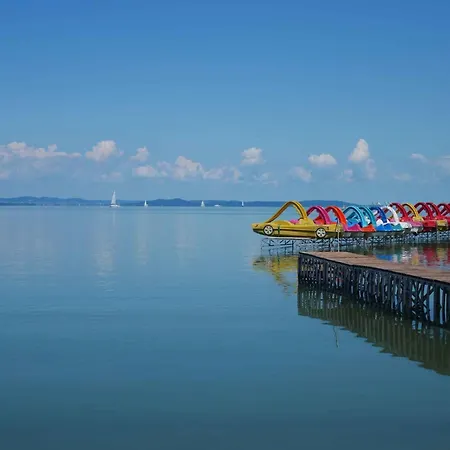 In Balatonlelle/balaton 19160 Apartmán