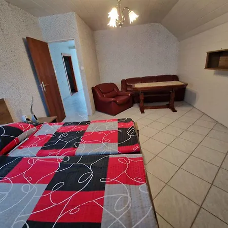 In - Balaton 19160 Balatonlelle