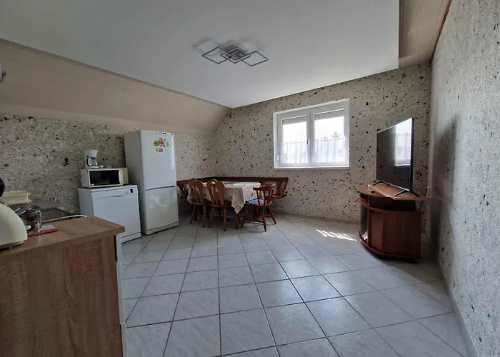 In - Balaton 19160 Balatonlelle